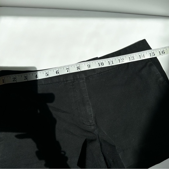 Aritzia Wilfred Women’s low rise black cotton micro cargo shorts. Size 6 - Picture 10 of 13